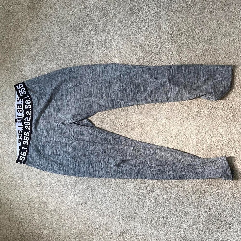 H&M Light Grey Leggings with Number Print Waistband sz L - Picture 3 of 4